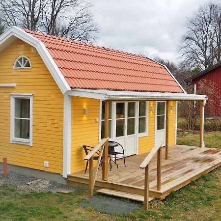 Kristina Attefall I Vaesterhaninge Екстериор снимка