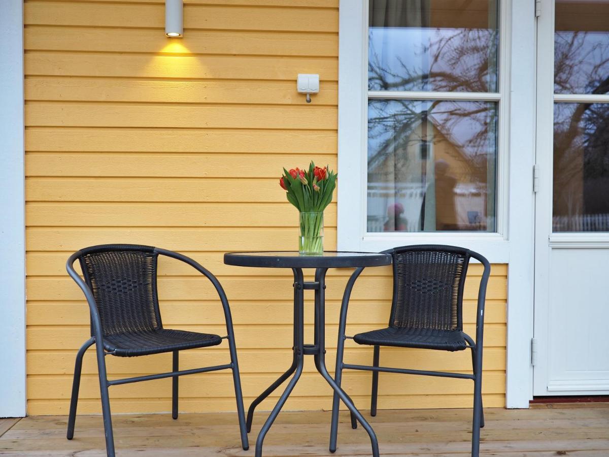Kristina Attefall I Vaesterhaninge Екстериор снимка